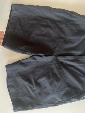 Dunning Black Shorts Size 33 Belt Loops Button Closure